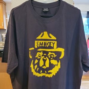 Brand new Mens Tee shirt